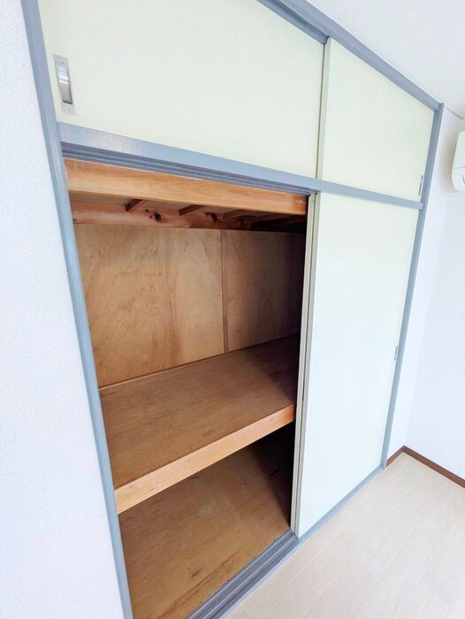 物件内観写真13　(収納)