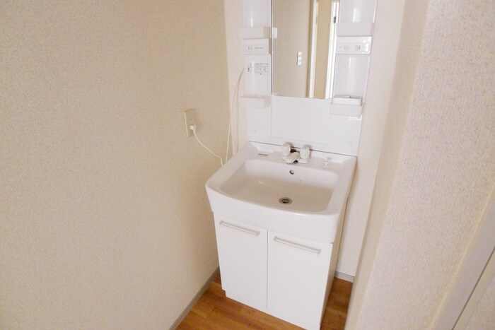 物件内観写真12　(洗面)