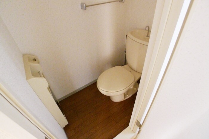 物件内観写真13　(トイレ)