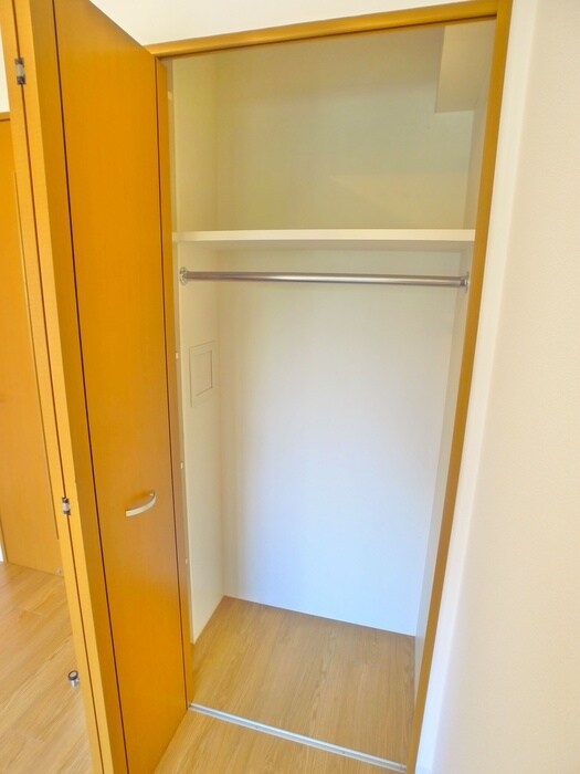 物件内観写真10　(収納)