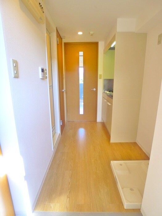 物件内観写真17　(廊下)