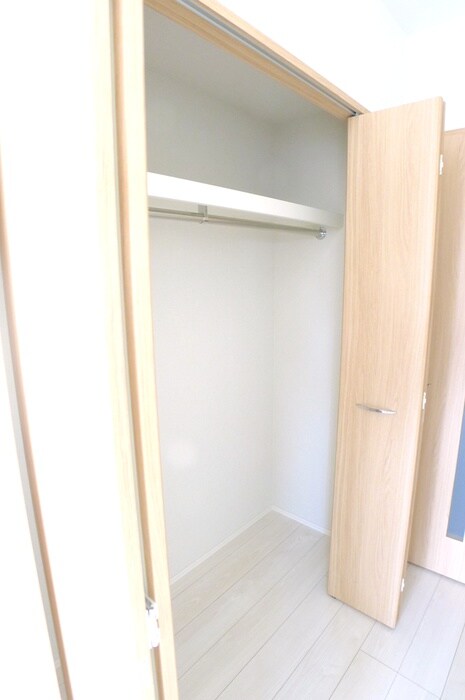 物件内観写真11　(収納)
