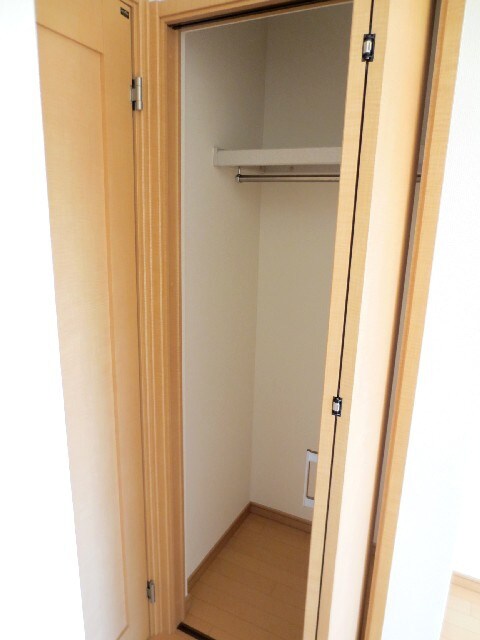 物件内観写真13　(収納)