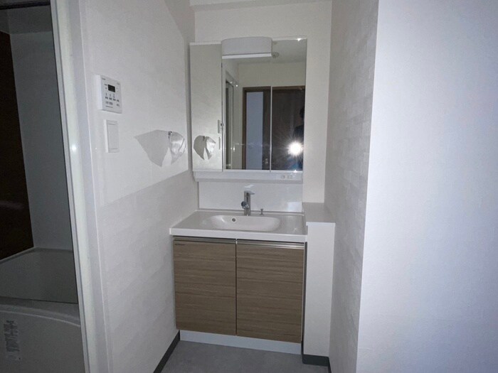 物件内観写真12　(洗面)