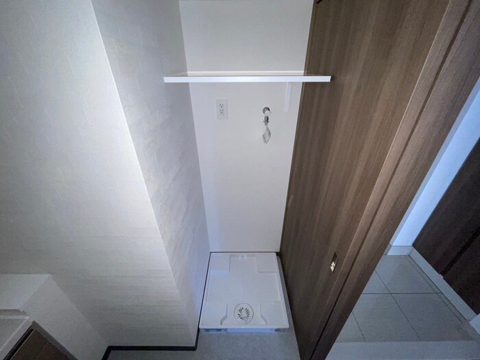 物件内観写真17　(洗濯機置場)