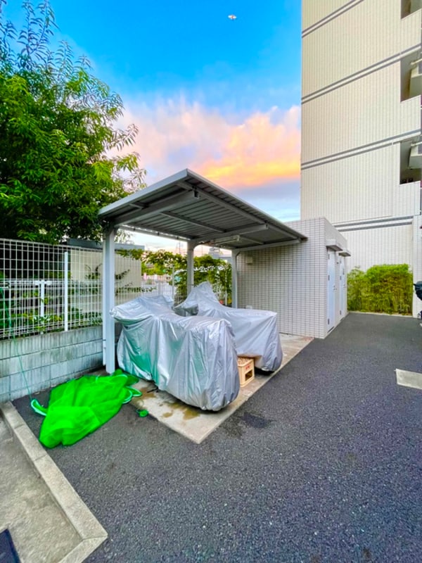 バイク置き場