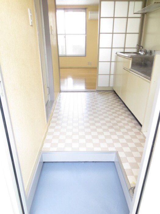 物件内観写真15　(玄関)