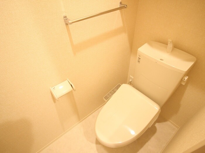 物件内観写真15　(トイレ)