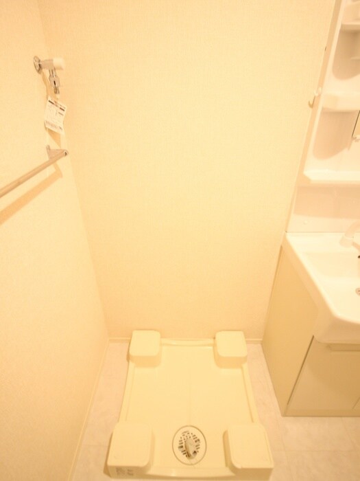 物件内観写真19　(洗濯機置場)