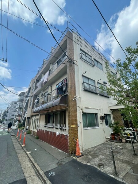 マンション小俣外観写真