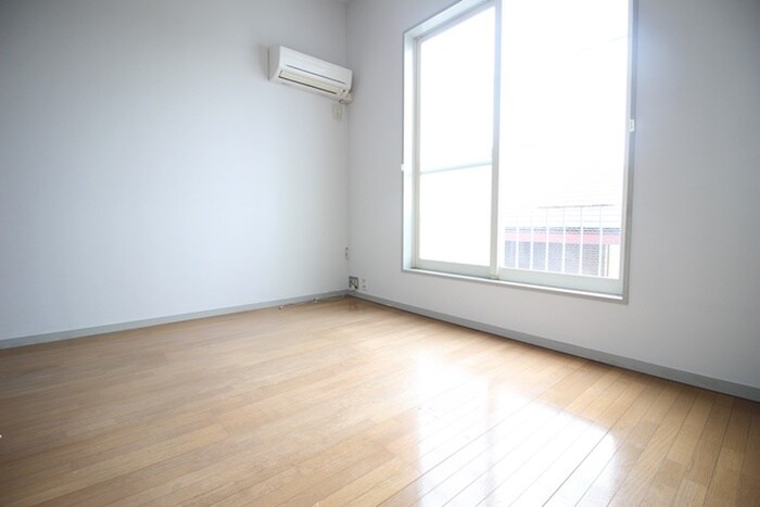 物件内観写真10　(居室)