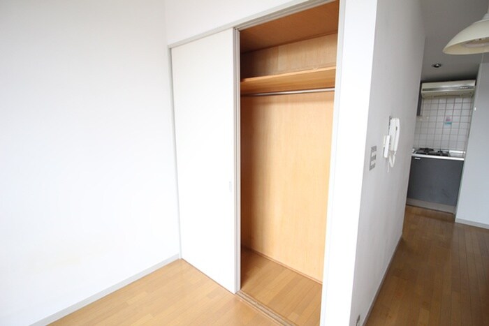 物件内観写真11　(収納)