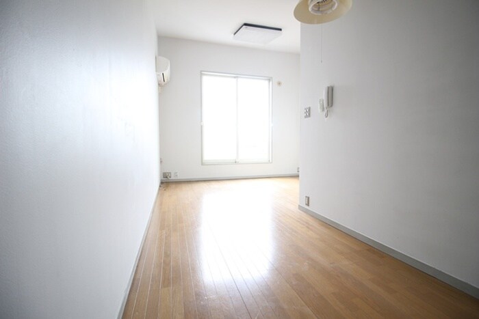 物件内観写真17　(廊下)