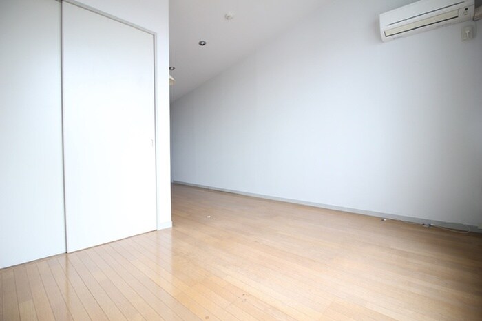 物件内観写真18　(居室)