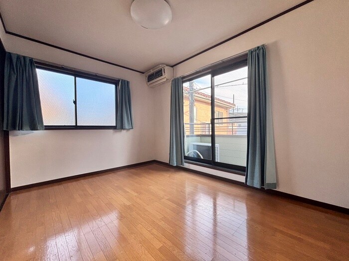 物件内観写真10　(居室)