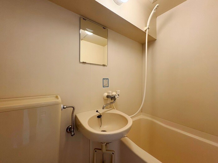 物件内観写真11　(洗面)