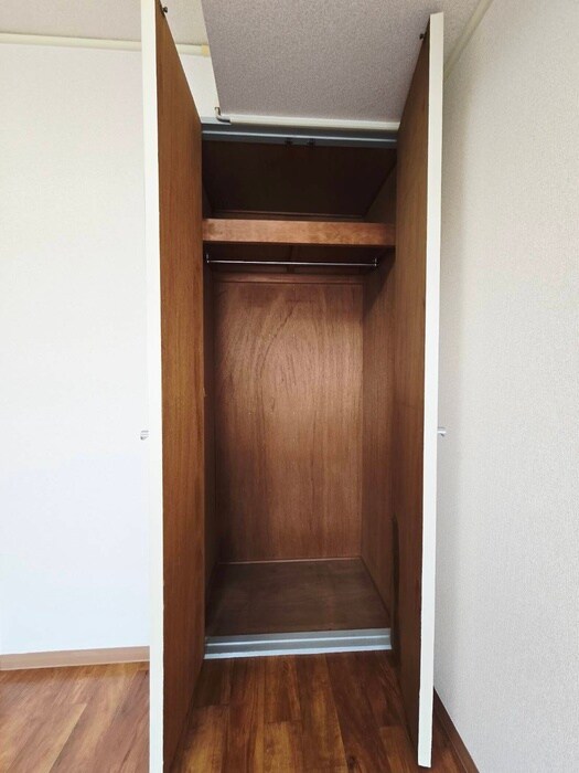 物件内観写真11　(収納)