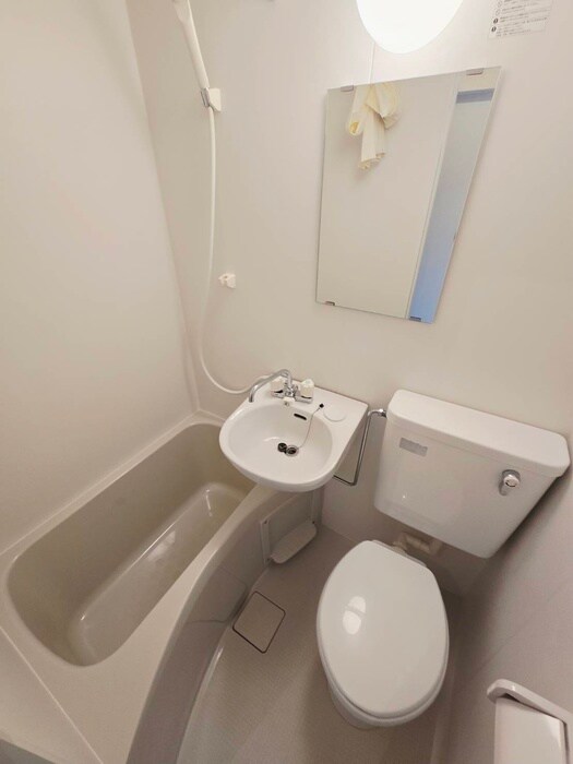 物件内観写真13　(バス／シャワールーム等)