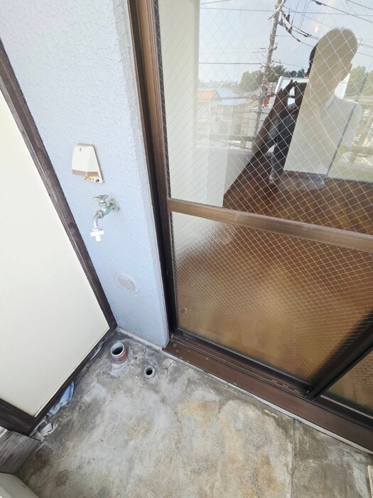 物件内観写真14　(洗濯機置場)