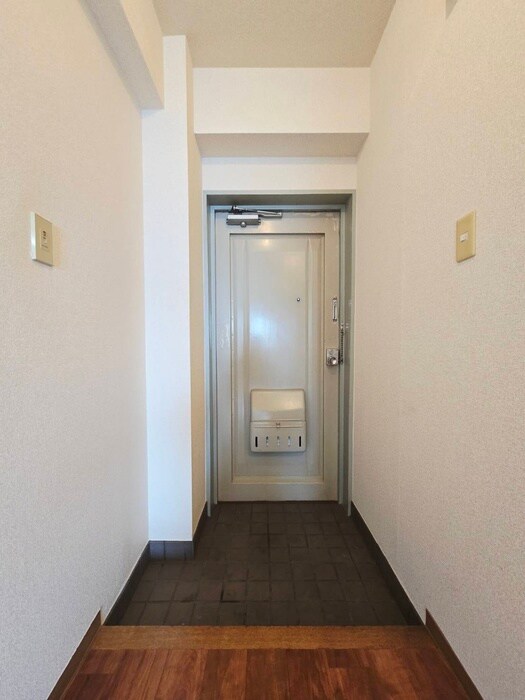 物件内観写真20　(玄関)