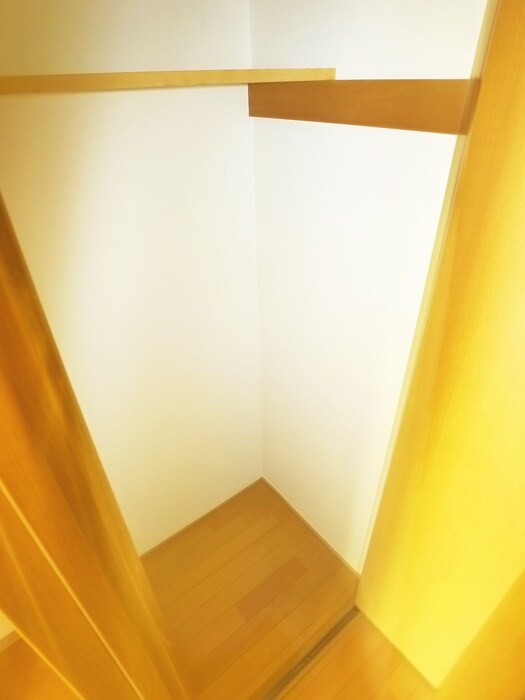 物件内観写真18　(収納)