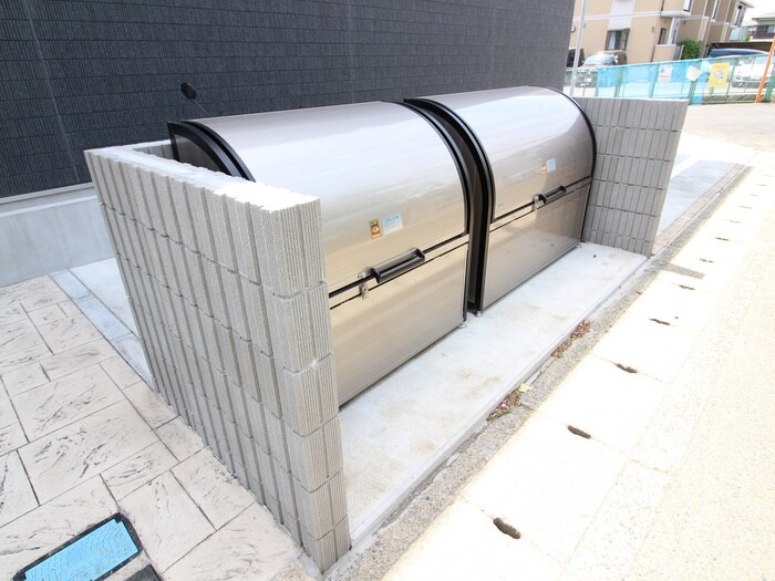 物件外観写真6　(建物設備)