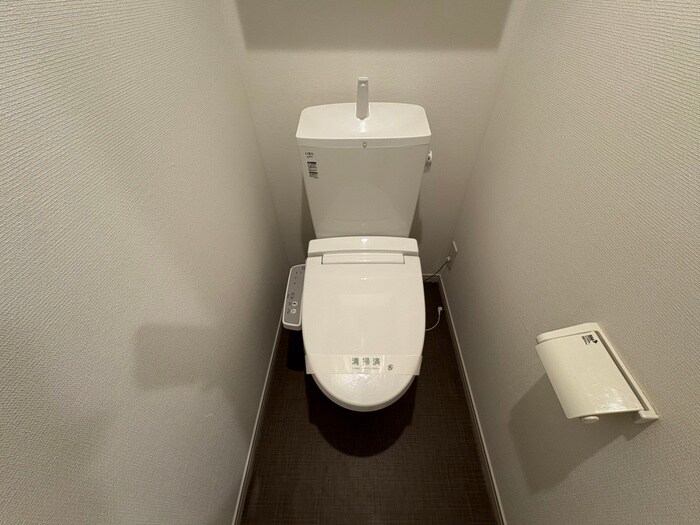 物件内観写真14　(トイレ)