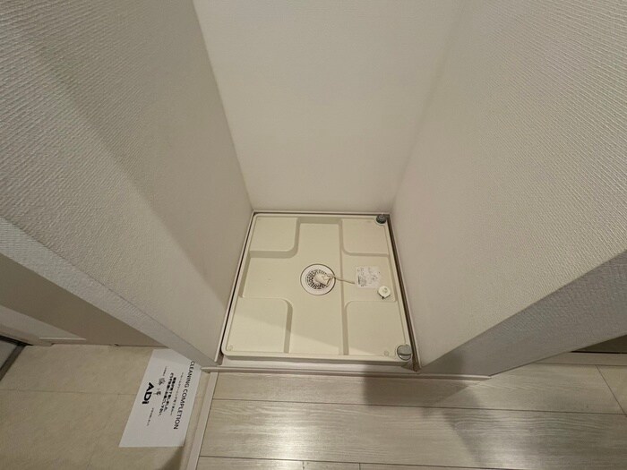 物件内観写真15　(洗濯機置場)