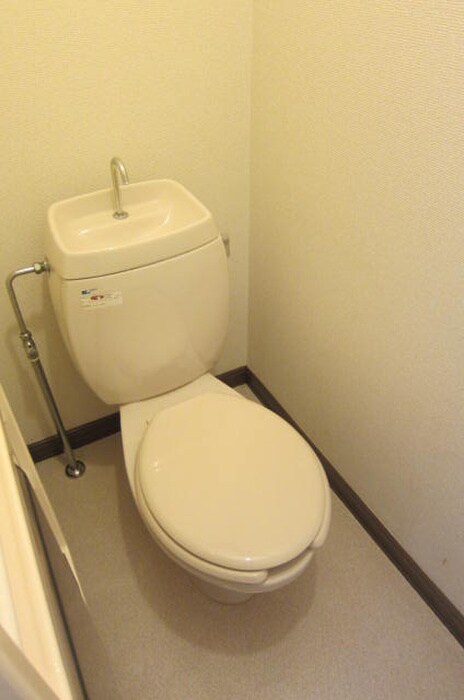 物件内観写真10　(トイレ)