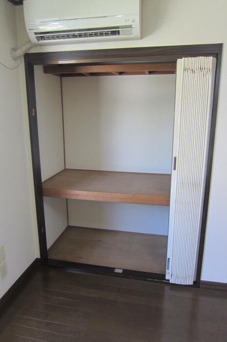 物件内観写真13　(収納)