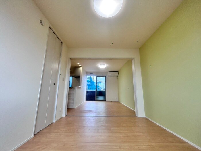 物件内観写真6　(居室)