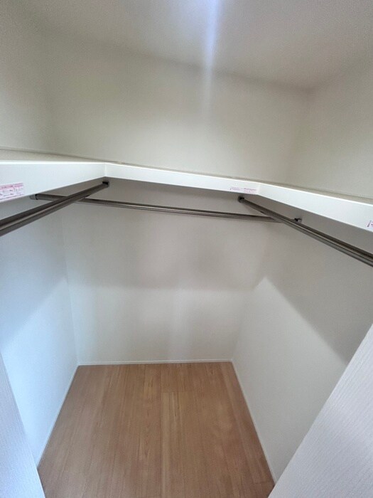 物件内観写真7　(収納)