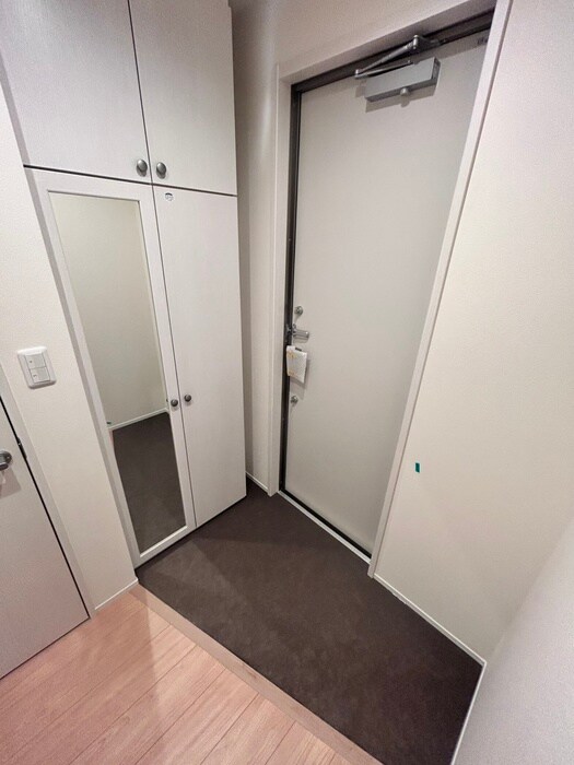 物件内観写真15　(玄関)