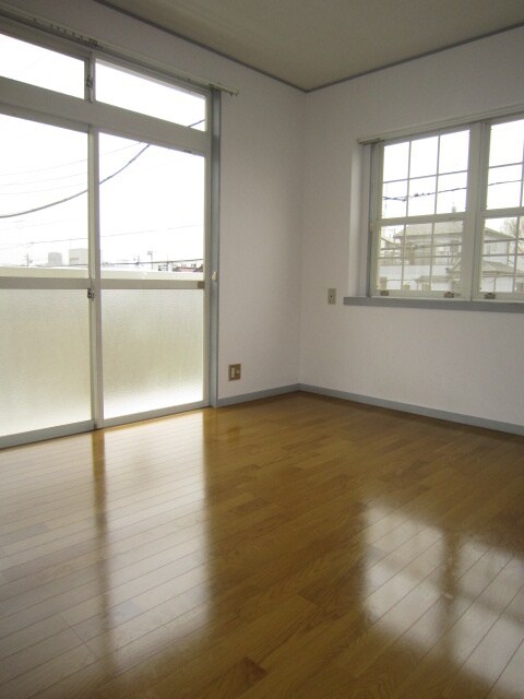 物件内観写真7　(居室)