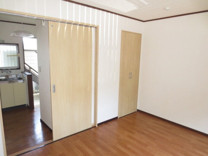 物件内観写真9　(居室)