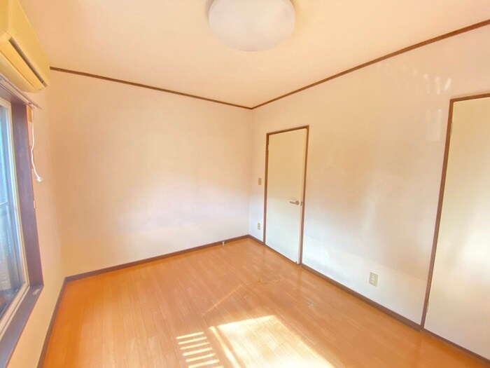 物件内観写真10　(居室)