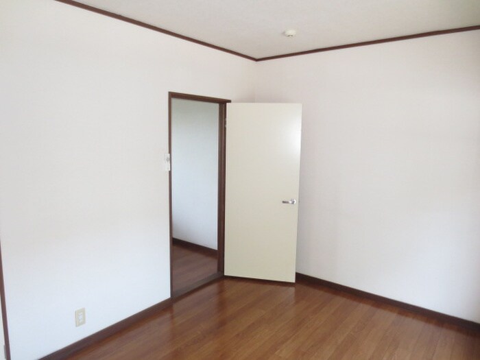 物件内観写真10　(居室)