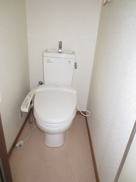 物件内観写真14　(トイレ)