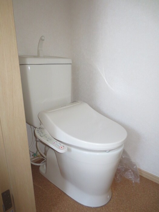 物件内観写真15　(トイレ)