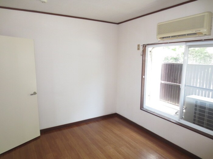 物件内観写真21　(居室)