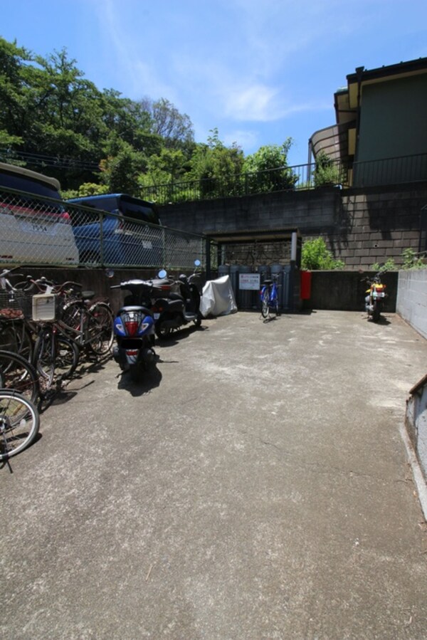 駐輪場