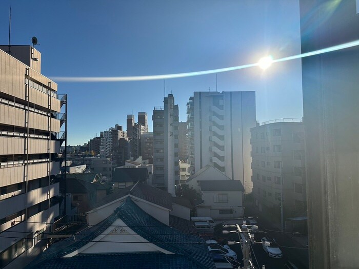 物件内観写真15　(室内からの展望)