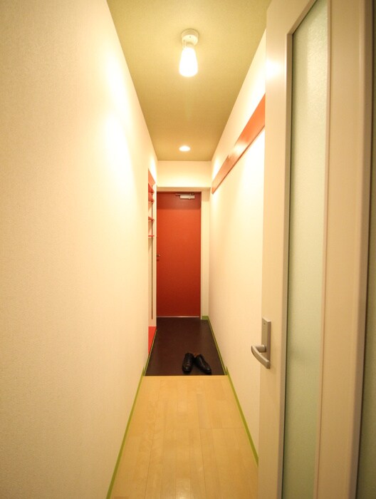 物件内観写真16　(廊下)