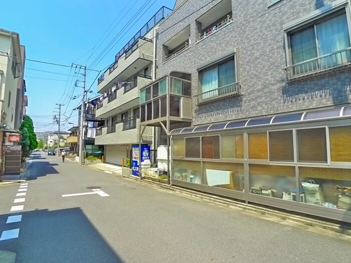 物件外観写真3　(周辺環境)