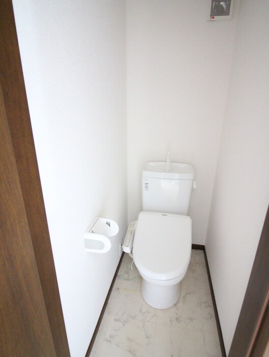 物件内観写真15　(トイレ)