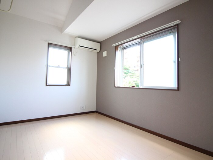 物件内観写真22　(居室)