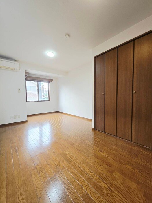 物件内観写真18　(居室)