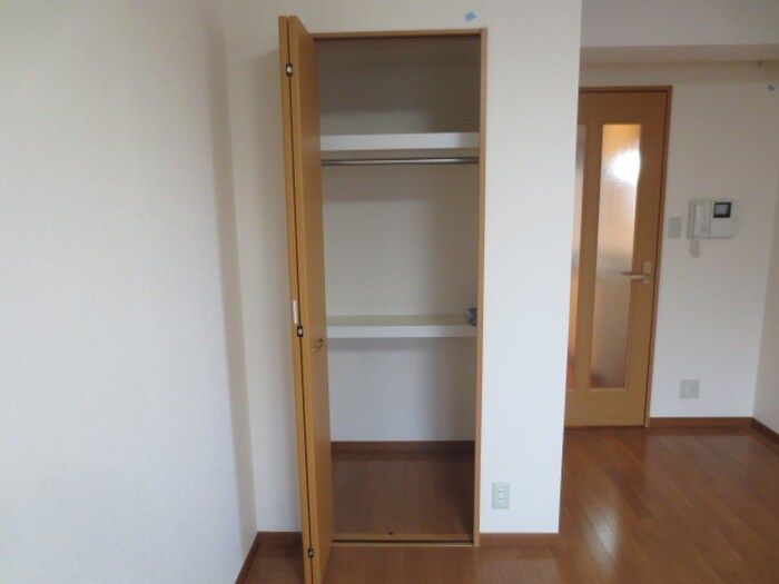 物件内観写真16　(収納)