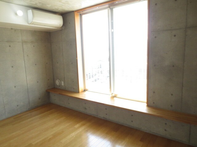 物件内観写真11　(居室)