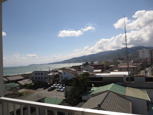 物件内観写真16　(室内からの展望)